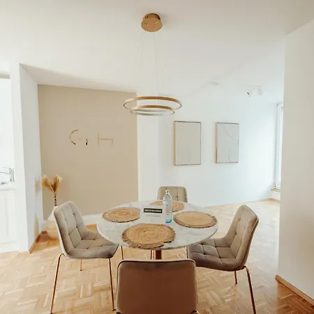 Gh Luxury Graz, Goesser Haus *