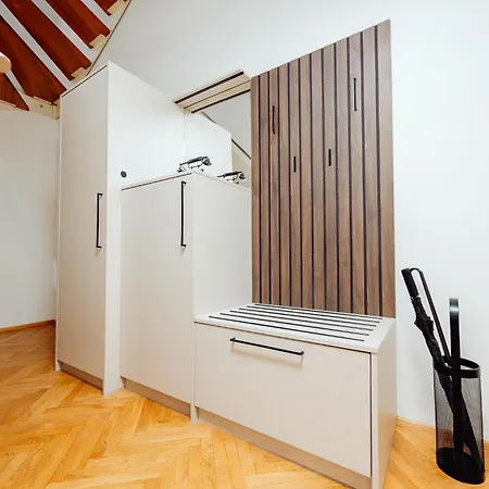 Im Goesser Haus * Graz