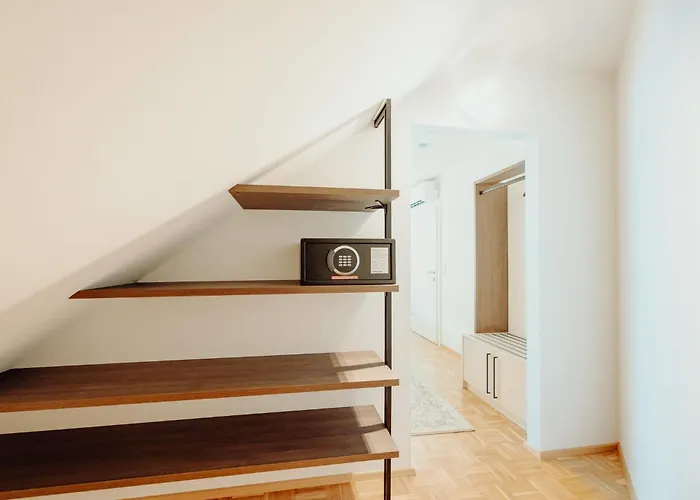 Gh Luxury Graz, Goesser Haus Apartament *